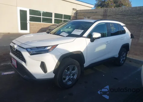 2025 Toyota Rav4 Xle из США, поврежденный, VIN 4T3RWRFV8SU193851